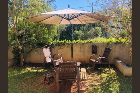 Casa à venda com 180m², 3 quartos e 2 vagas