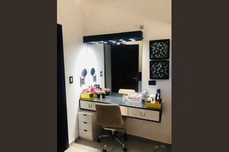 Casa à venda com 180m², 3 quartos e 2 vagas