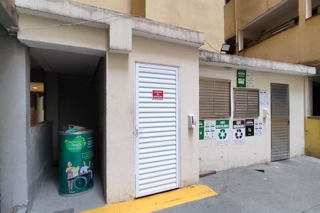 Apartamento à venda com 45m², 1 quarto e sem vaga Apartamento à venda com 45m², 1 quarto e sem vagaÁrea para Descarte de Lixo