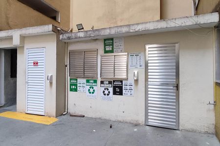 Apartamento à venda com 45m², 1 quarto e sem vaga Apartamento à venda com 45m², 1 quarto e sem vagaÁrea para Descarte de Lixo