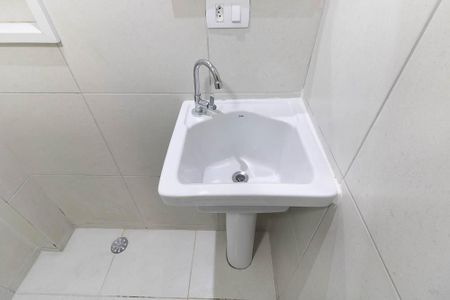 Apartamento à venda com 45m², 1 quarto e sem vaga Apartamento à venda com 45m², 1 quarto e sem vagaBanheiro