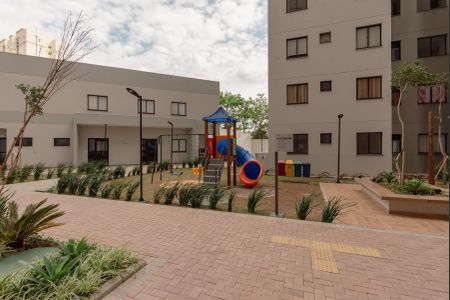 Apartamento para alugar com 37m², 2 quartos e sem vaga Apartamento para alugar com 37m², 2 quartos e sem vagaÁrea comum - Playground