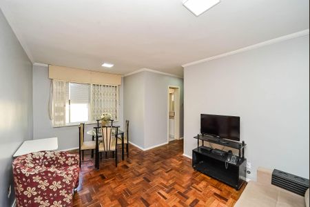 Sala de apartamento para alugar com 2 quartos, 60m² em Vila Ipiranga, Porto Alegre