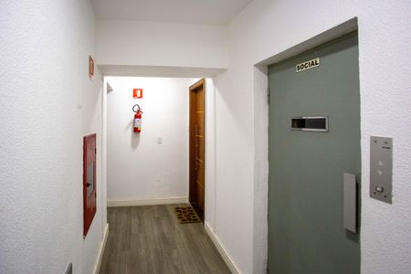 Apartamento à venda com 64m², 2 quartos e 1 vagaHall de entrada