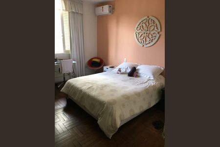 Casa à venda com 4 quartos, 700m² em Morumbi, São Paulo