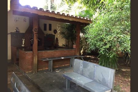 Casa à venda com 4 quartos, 700m² em Morumbi, São Paulo