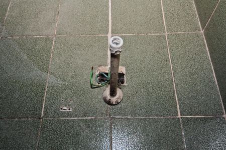 Banheiro de casa para alugar com 1 quarto, 65m² em Jardim Santa Monica, São Paulo