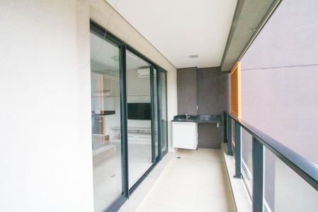 Varanda de kitnet/studio para alugar com 1 quarto, 37m² em Campo Belo, São Paulo