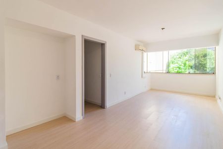 Sala de apartamento à venda com 3 quartos, 81m² em Cidade Baixa, Porto Alegre