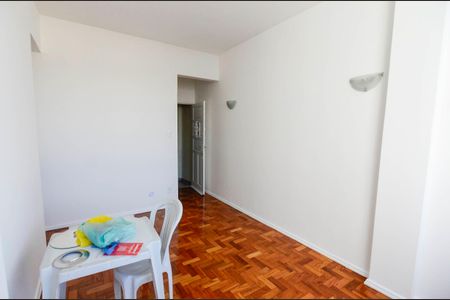 Sala de apartamento à venda com 2 quartos, 50m² em Vila Isabel, Rio de Janeiro