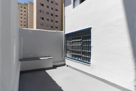 Casa à venda com 120m², 2 quartos e 2 vagas Casa à venda com 120m², 2 quartos e 2 vagasQuintal