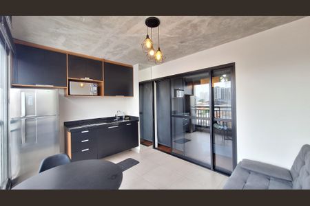 Varanda de kitnet/studio para alugar com 1 quarto, 35m² em Bom Retiro, São Paulo