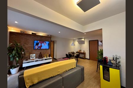 Sala de apartamento para alugar com 2 quartos, 85m² em Botafogo, Rio de Janeiro