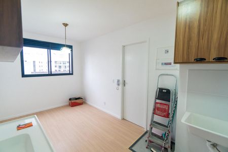Sala/Cozinha de apartamento para alugar com 1 quarto, 24m² em Jardim Oriental, São Paulo