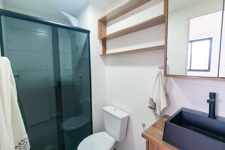 Banheiro da Suíte de apartamento para alugar com 1 quarto, 24m² em Jardim Oriental, São Paulo