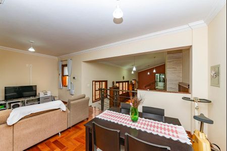 Casa à venda com 360m², 3 quartos e 6 vagasSala 2