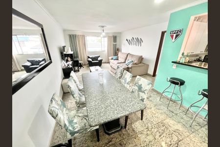 Apartamento à venda com 108m², 3 quartos e 1 vagaSala