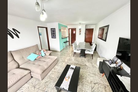Apartamento à venda com 108m², 3 quartos e 1 vagaSala
