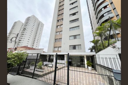 Apartamento à venda com 108m², 3 quartos e 1 vagaFachada