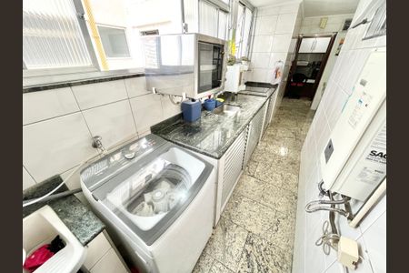 Apartamento à venda com 108m², 3 quartos e 1 vagaCozinha e Área de Serviço