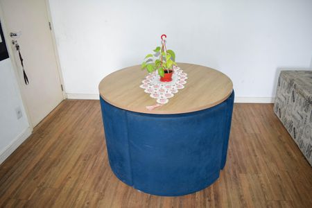 Apartamento para alugar com 68m², 2 quartos e 1 vaga Apartamento para alugar com 68m², 2 quartos e 1 vagaSala