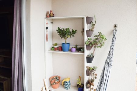 Apartamento para alugar com 68m², 2 quartos e 1 vaga Apartamento para alugar com 68m², 2 quartos e 1 vagaVaranda