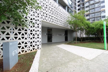 Studio para alugar com 30m², 1 quarto e 1 vagaFachada e Portaria