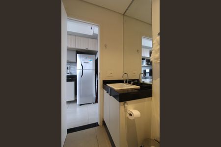 Banheiro de kitnet/studio para alugar com 1 quarto, 30m² em Vila Olímpia, São Paulo