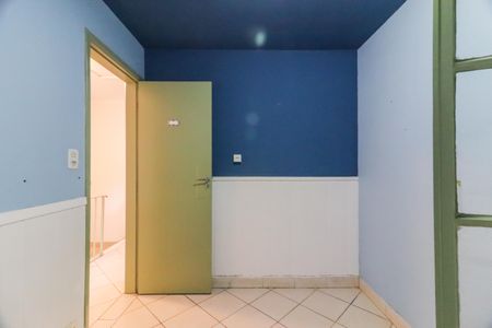 Quarto  de casa à venda com 3 quartos, 220m² em Jardim Trussardi, São Paulo