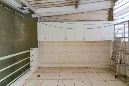 Casa à venda com 220m², 3 quartos e 2 vagas Casa à venda com 220m², 3 quartos e 2 vagasChurrasqueira