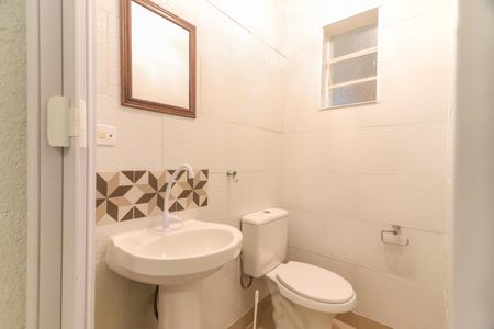 Casa à venda com 220m², 3 quartos e 2 vagas Casa à venda com 220m², 3 quartos e 2 vagasBanheiro da Suíte