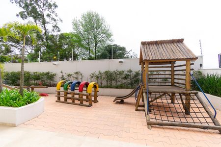 Apartamento à venda com 43m², 2 quartos e 1 vaga Apartamento à venda com 43m², 2 quartos e 1 vagaÁrea comum - Playground