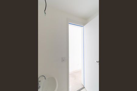 Apartamento à venda com 42m², 2 quartos e 1 vaga Apartamento à venda com 42m², 2 quartos e 1 vagaBanheiro