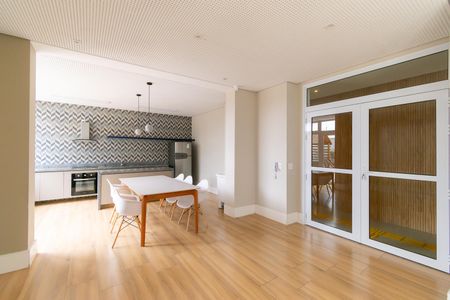 Apartamento à venda com 41m², 2 quartos e 1 vaga Apartamento à venda com 41m², 2 quartos e 1 vagaÁrea comum - Salao de festas