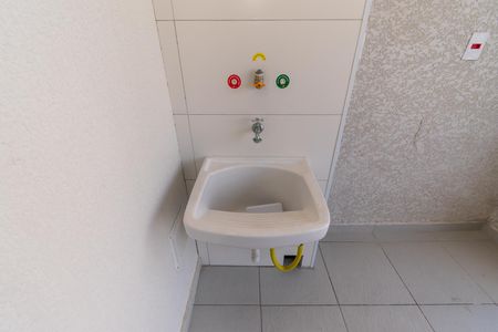 Apartamento à venda com 43m², 2 quartos e 1 vaga Apartamento à venda com 43m², 2 quartos e 1 vagaÁrea de Serviço