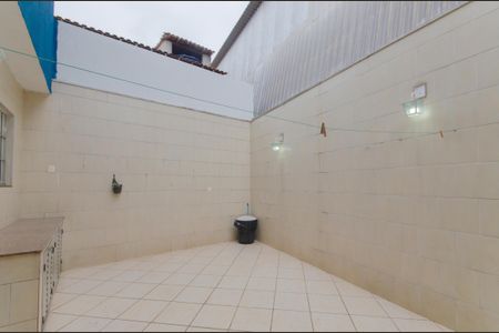 Casa à venda com 220m², 4 quartos e 2 vagasQuintal