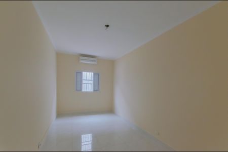 Quarto 2 de casa à venda com 4 quartos, 220m² em Vila Monumento, São Paulo