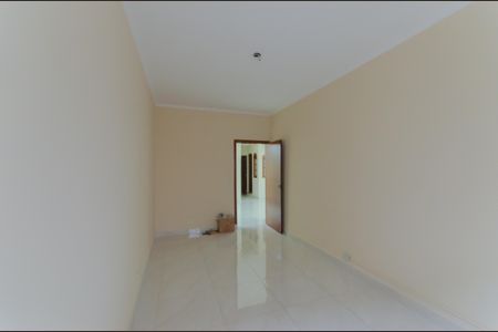 Casa à venda com 220m², 4 quartos e 2 vagasQuarto 2