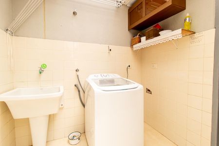 Casa de condomínio para alugar com 120m², 3 quartos e sem vaga Casa de condomínio para alugar com 120m², 3 quartos e sem vagaÁrea de Serviço