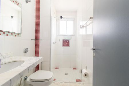 Casa de condomínio para alugar com 120m², 3 quartos e sem vaga Casa de condomínio para alugar com 120m², 3 quartos e sem vagaBanheiro Social