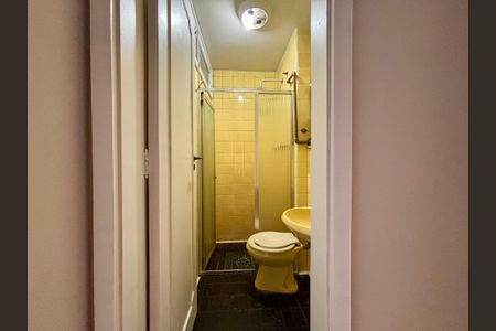 Apartamento à venda com 164m², 3 quartos e 1 vagaBanheiro social 2