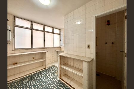 Apartamento à venda com 164m², 3 quartos e 1 vagaÁrea de serviço