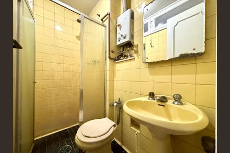 Apartamento à venda com 164m², 3 quartos e 1 vagaBanheiro social 2