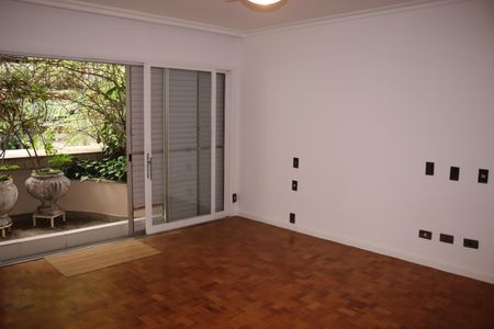 Apartamento para alugar com 348m², 2 quartos e 2 vagasSuíte