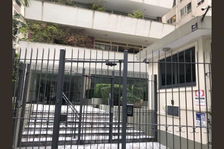 Apartamento para alugar com 348m², 2 quartos e 2 vagas Apartamento para alugar com 348m², 2 quartos e 2 vagasFachada