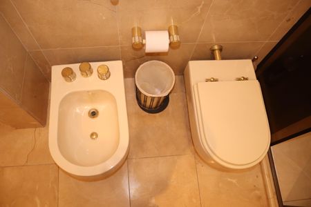 Apartamento para alugar com 348m², 2 quartos e 2 vagasBanheiro Social