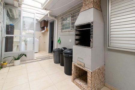 Casa de condomínio para alugar com 60m², 2 quartos e 3 vagas Casa de condomínio para alugar com 60m², 2 quartos e 3 vagasÁrea comum - Churrasqueira