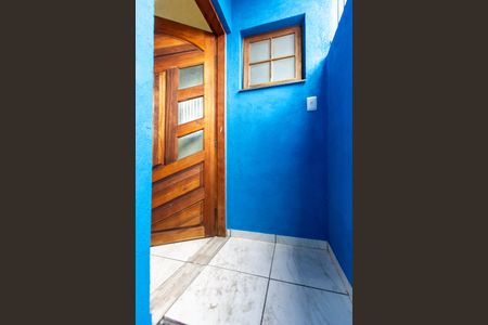 Casa para alugar com 75m², 2 quartos e sem vagaEntrada