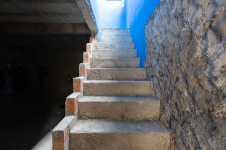 Casa para alugar com 75m², 2 quartos e sem vagaEscada 