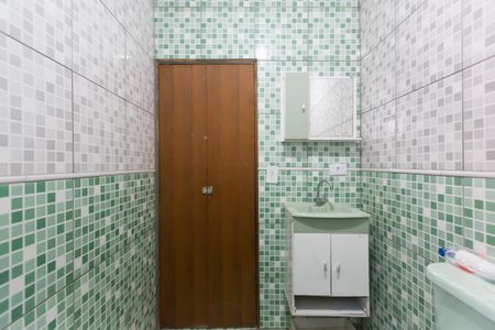 Casa para alugar com 75m², 2 quartos e sem vagaBanheiro Social